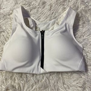 White Nike bra size xs